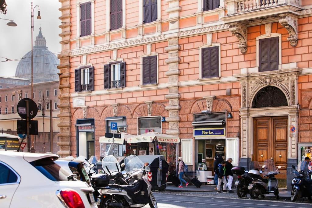 Casa Di Lella, A Due Passi Dal Vaticano Рим Экстерьер фото